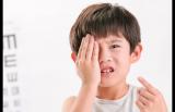 暑期就诊高峰来袭！超5成儿童青少年患近视，如何有效防治？