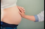 胎儿在妈妈肚子里干什么？揭秘胎儿爱做的6件事，哪个让你更意外