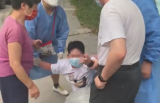 上海男孩持刀威胁志愿者，其母称不能受刺激，是否电击狂人才是救星